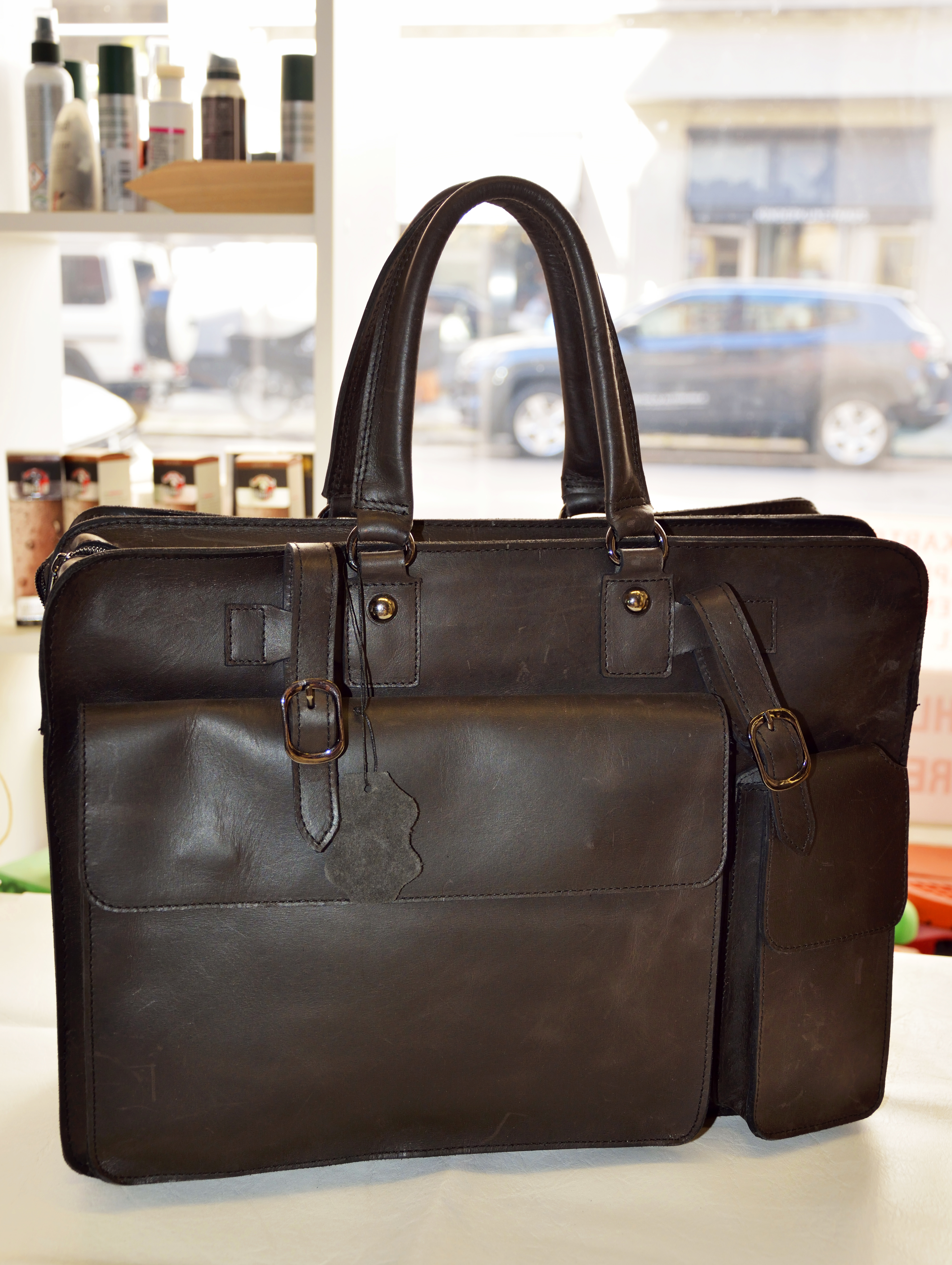 <br />
<b>Warning</b>:  Undefined variable $kl_liste_bild in <b>/home/al76tgm1mylb/webseiten/classes/class.crudpreisedetailmieten.php</b> on line <b>250</b><br />
<br />
<b>Warning</b>:  Trying to access array offset on null in <b>/home/al76tgm1mylb/webseiten/classes/class.crudpreisedetailmieten.php</b> on line <b>250</b><br />
